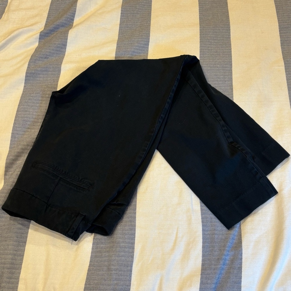 Old Navy Pixie Pants - Picture 7 of 12